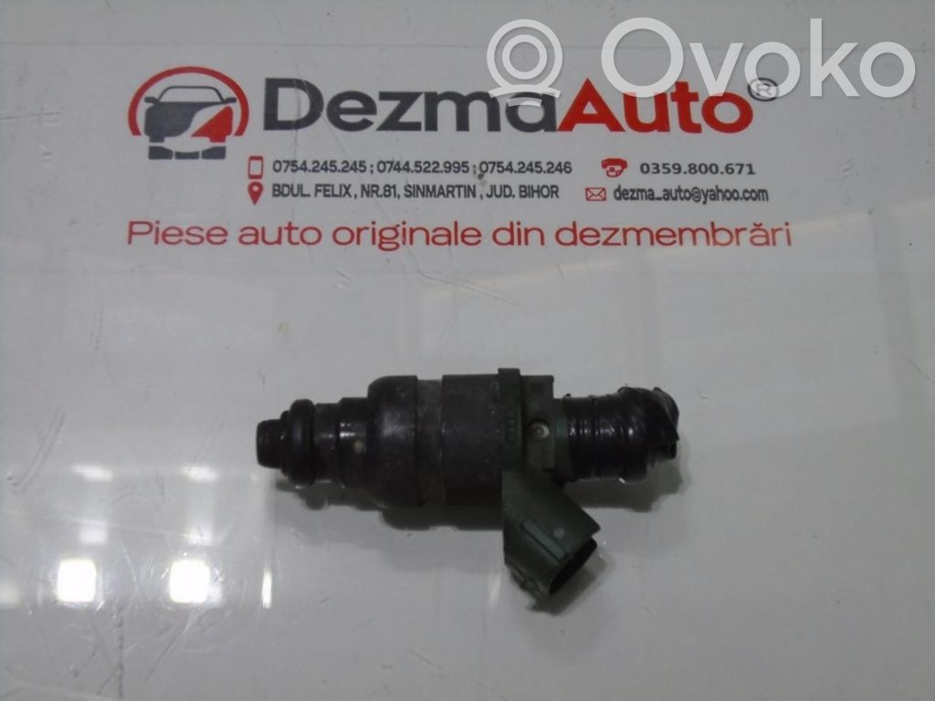 Skoda Octavia Mk1 (1U) Inyector de combustible 