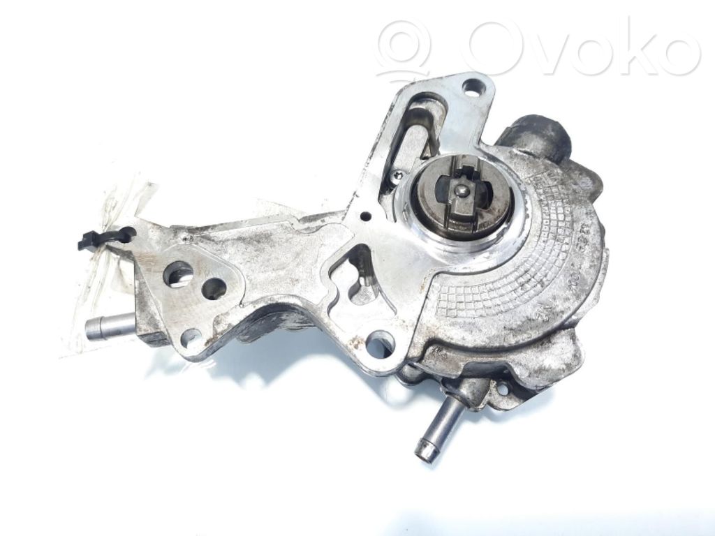 Volkswagen Golf Plus Pompe à vide 