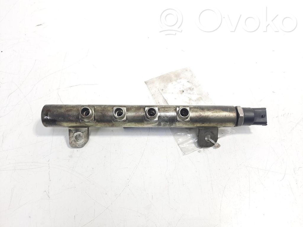 Alfa Romeo GT Tuyau de conduite principale de carburant 