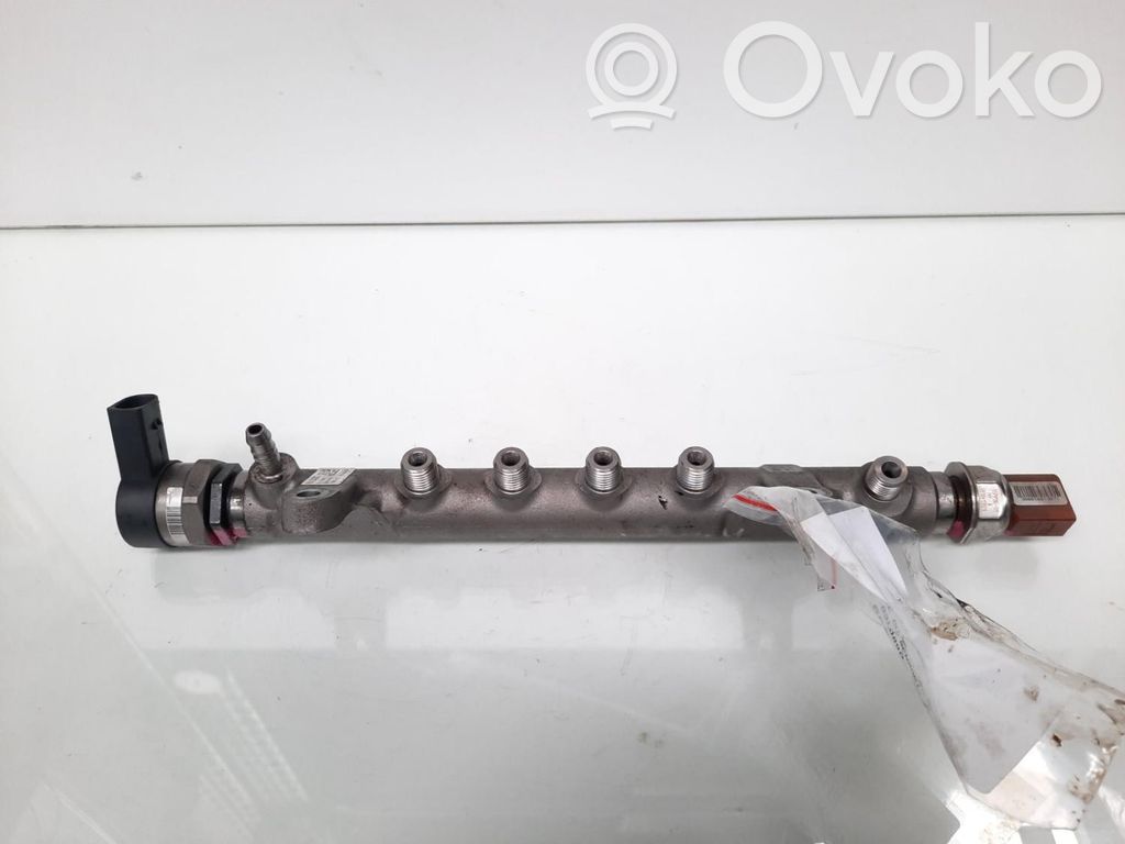 Volkswagen Jetta V Rampă alimentare injectoare 
