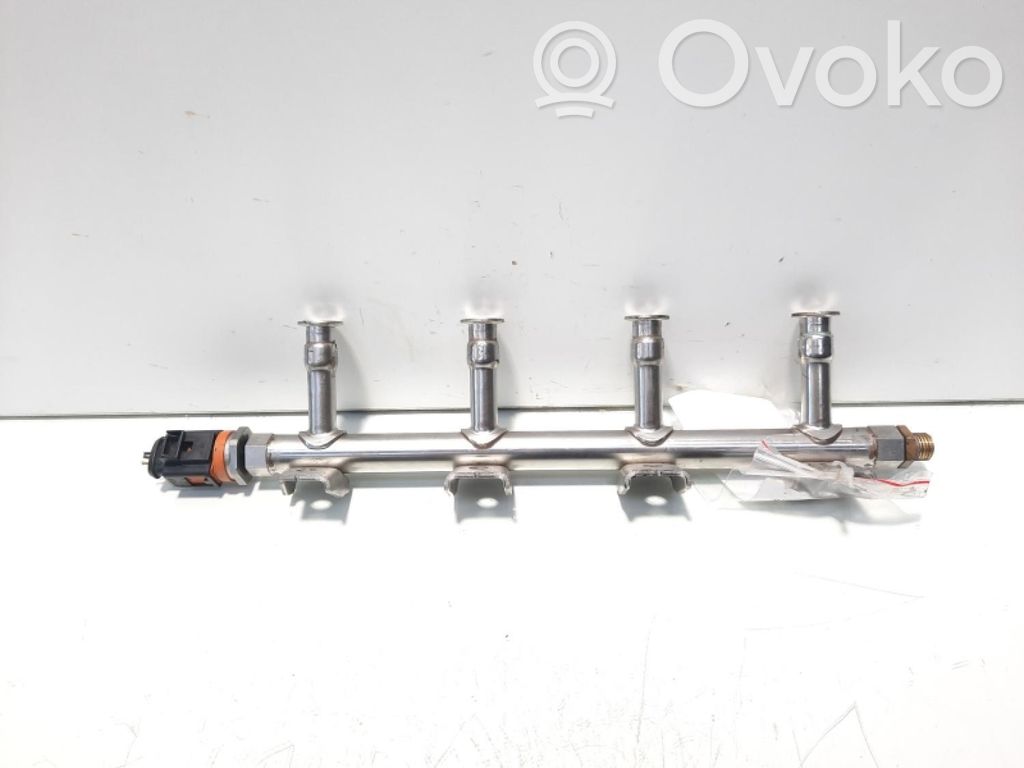 Volkswagen Polo V 6R Polttoainepääputki 