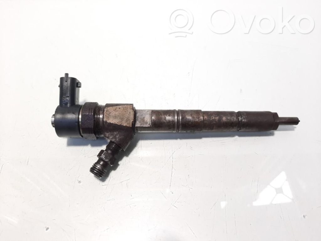 Opel Astra J Polttoainesuutin