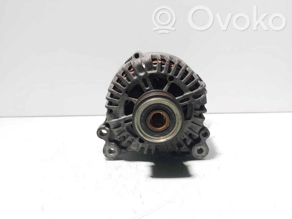 Audi A4 S4 B7 8E 8H Générateur / alternateur 