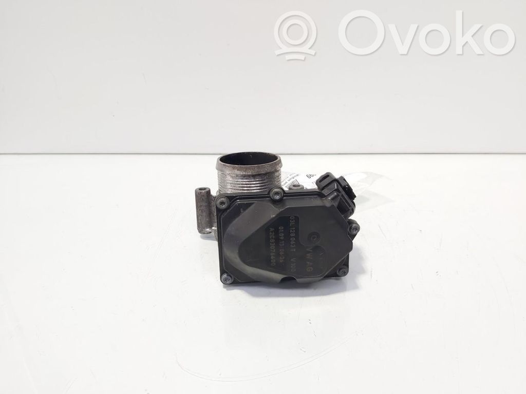 Volkswagen PASSAT B7 Drosselklappenventil 