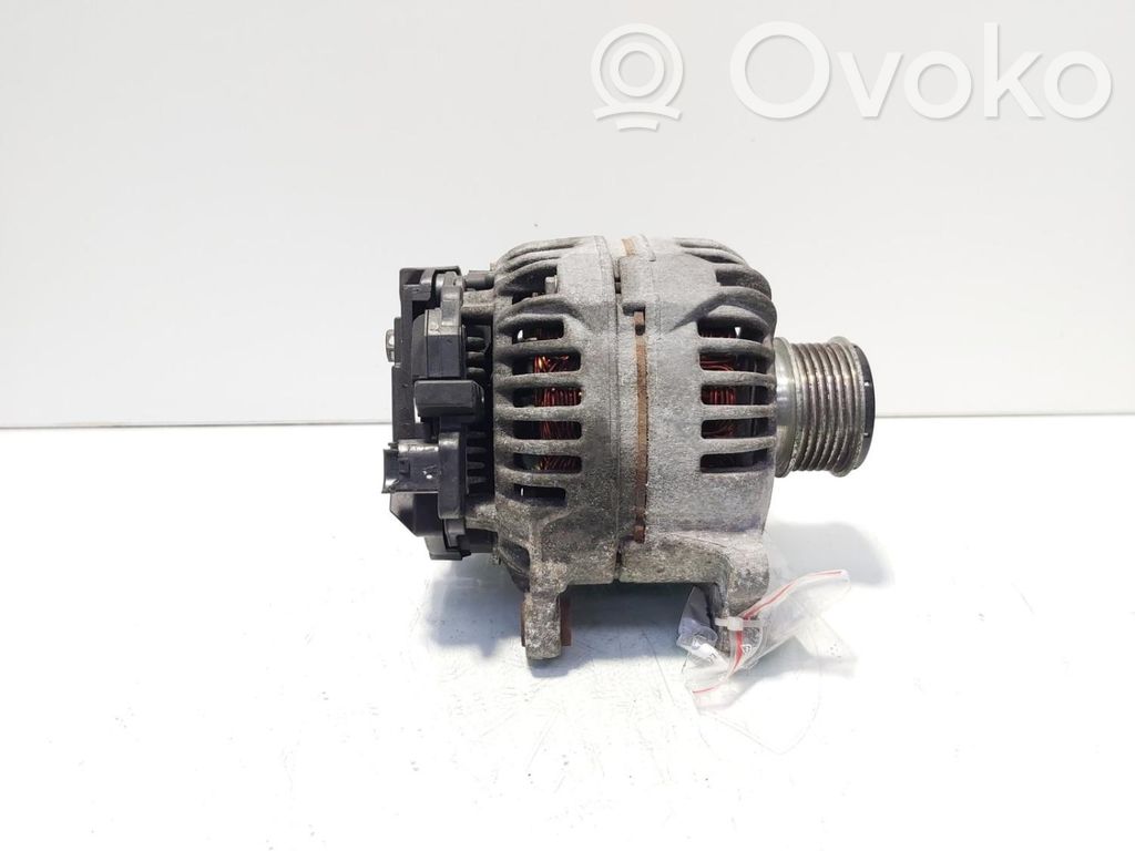 Volkswagen Touran I Generatore/alternatore 