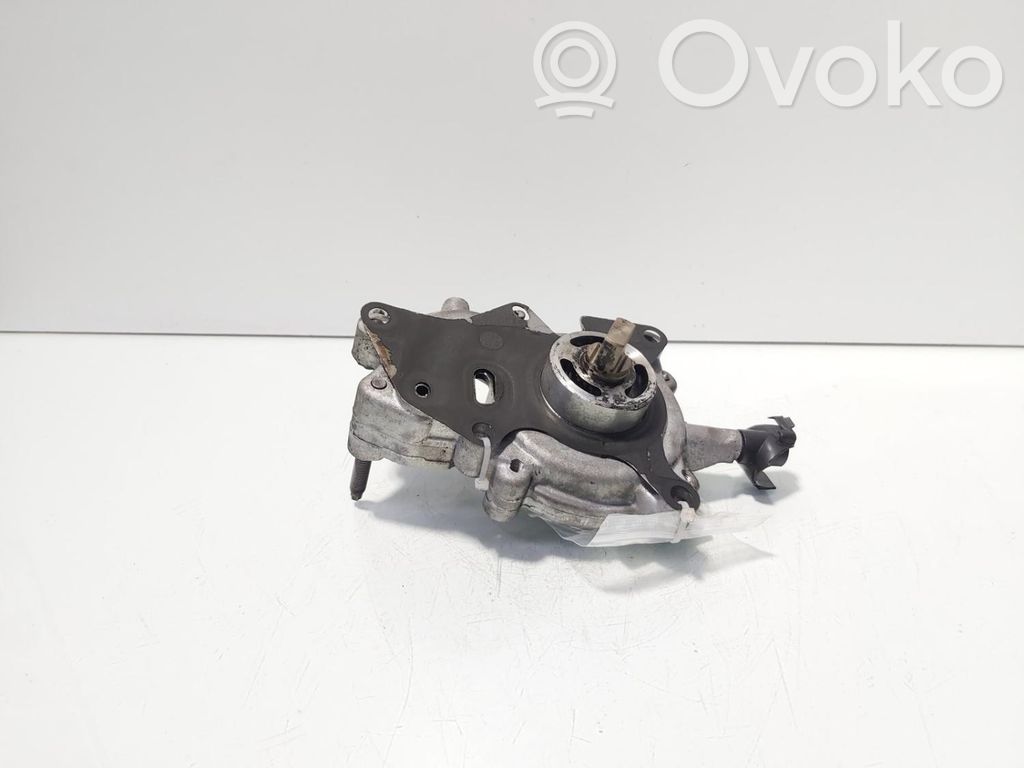 Ford Mondeo MK V Pompa podciśnienia / Vacum 