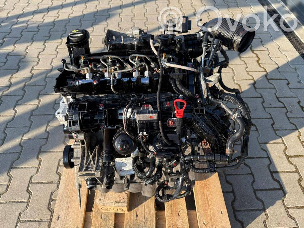 Toyota Avensis T270 Dzinēja komplekts 