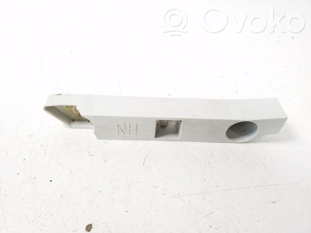 Front bumper mounting bracket   8M5117D958AD