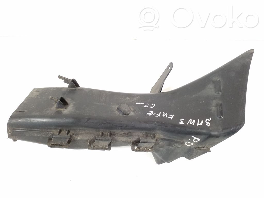 BMW 3 E92 E93 Oro paėmimo kanalo detalė (-ės) 
