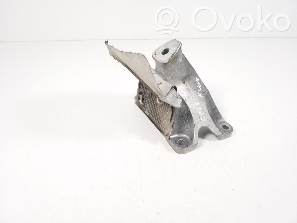 Audi A4 S4 B8 8K Engine mounting bracket 