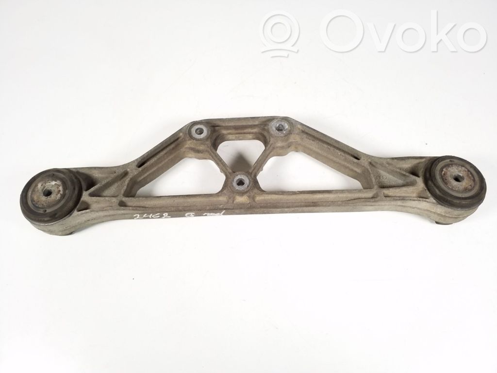 Audi A8 S8 D3 4E Rear differential/diff mount bracket 