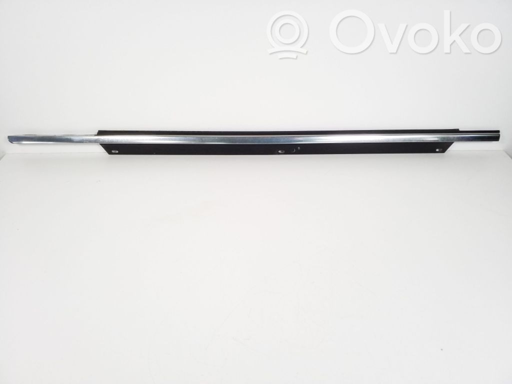 Audi Q7 4L Ornament geam ușă față 