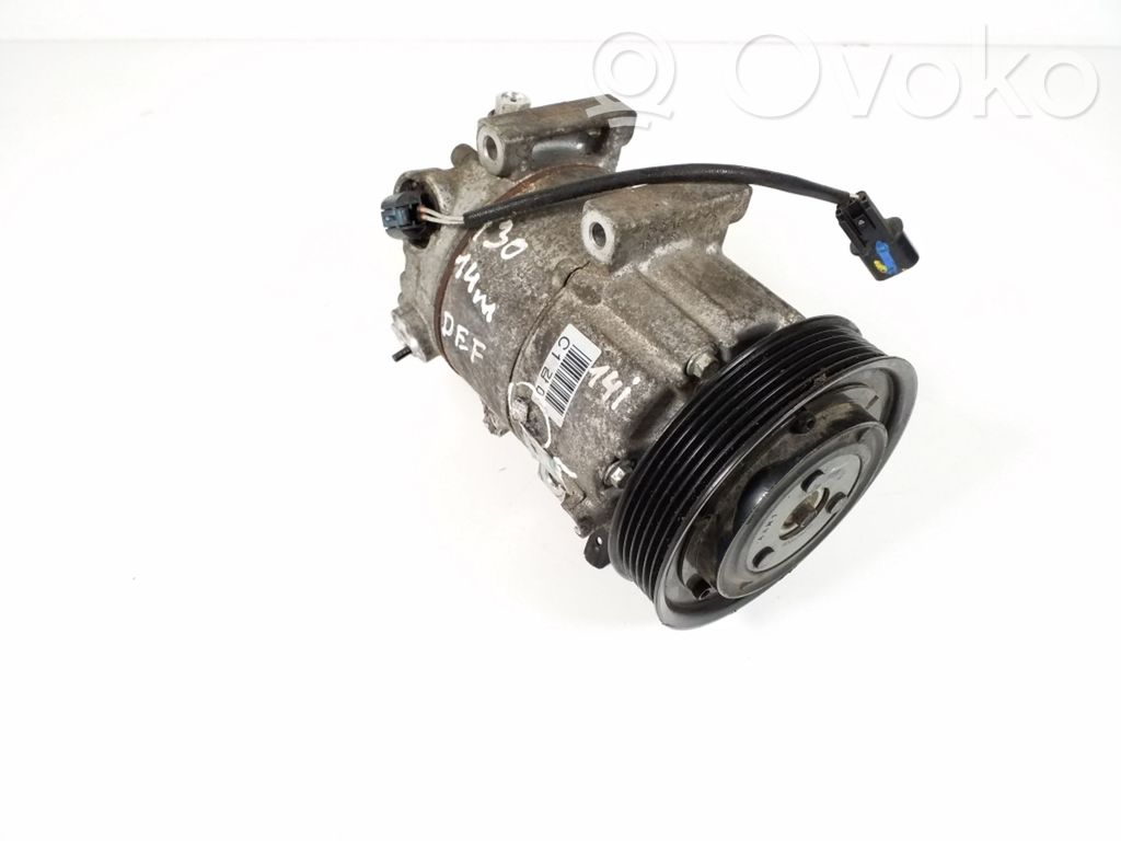 Hyundai i30 Klimakompressor Pumpe 