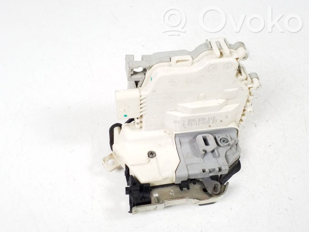 Audi A1 Zamek drzwi tylnych 