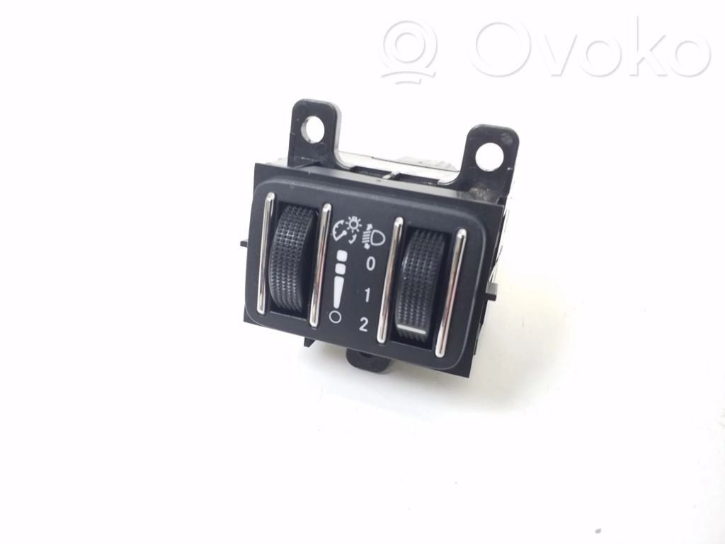 Interruptor de luz   670019921