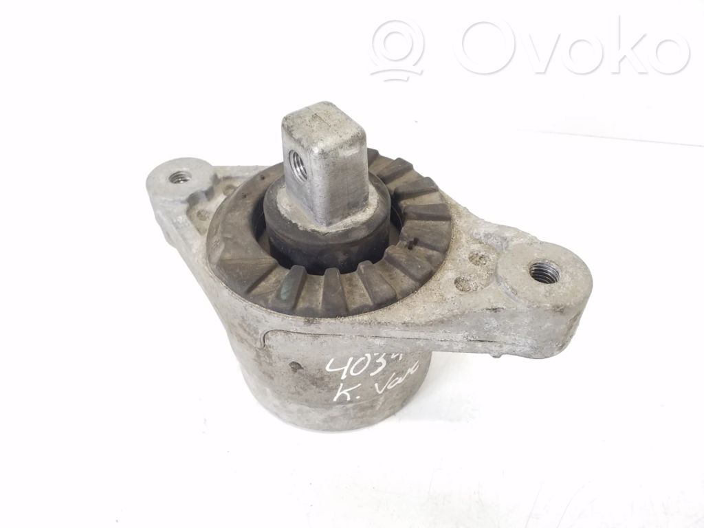 Engine mount bracket   06700048700