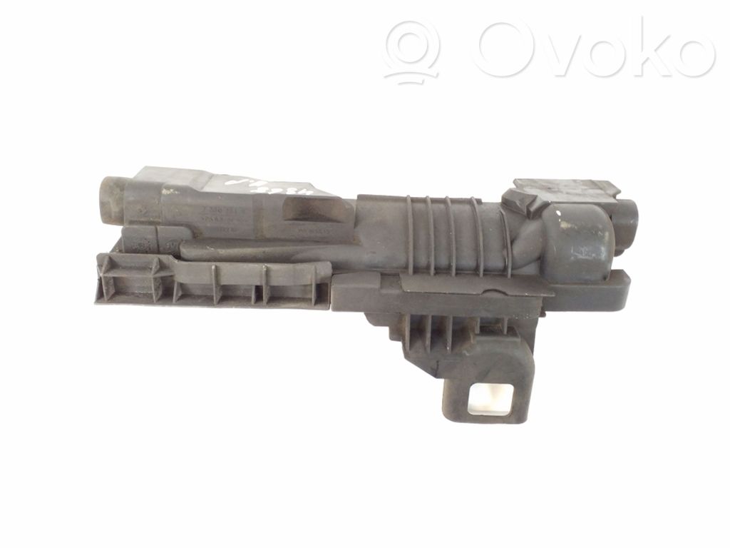 BMW X3 E83 Radiator mount bracket 
