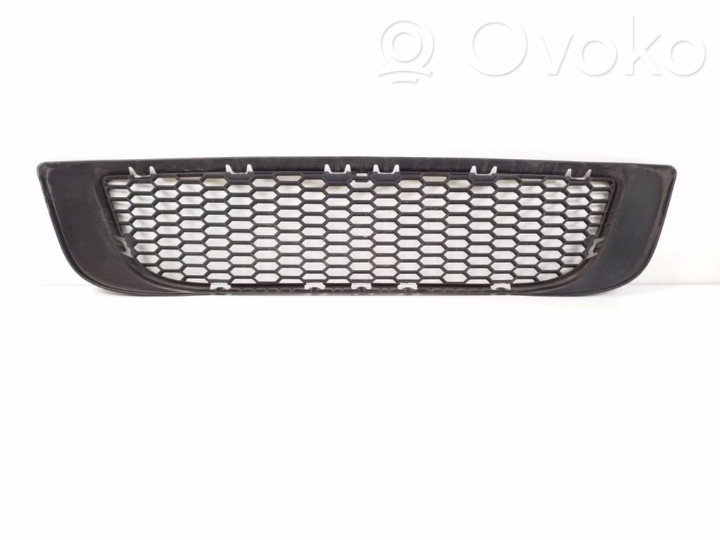 BMW X3 E83 Front bumper lower grill 