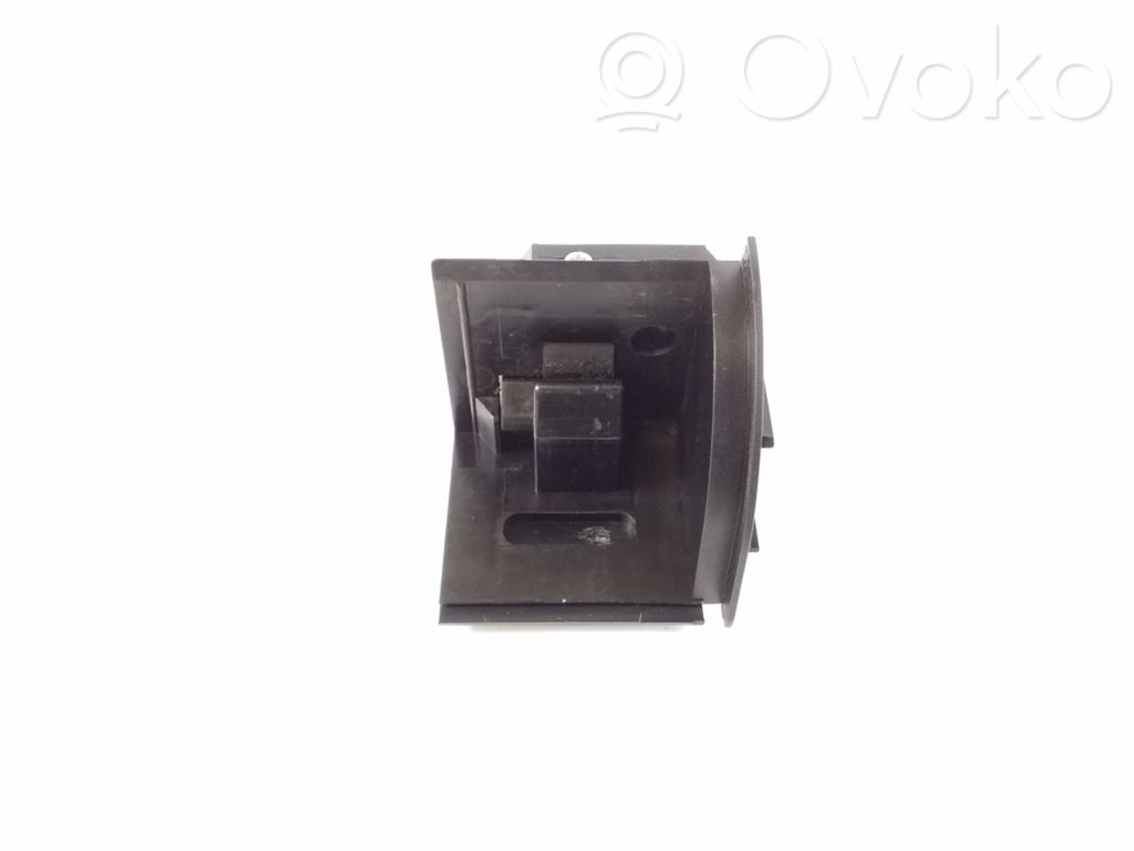 BMW X3 E83 Parcel shelf load cover mount bracket 