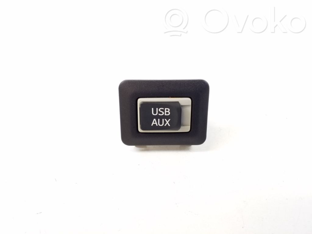 Lexus RX 450H USB socket connector 