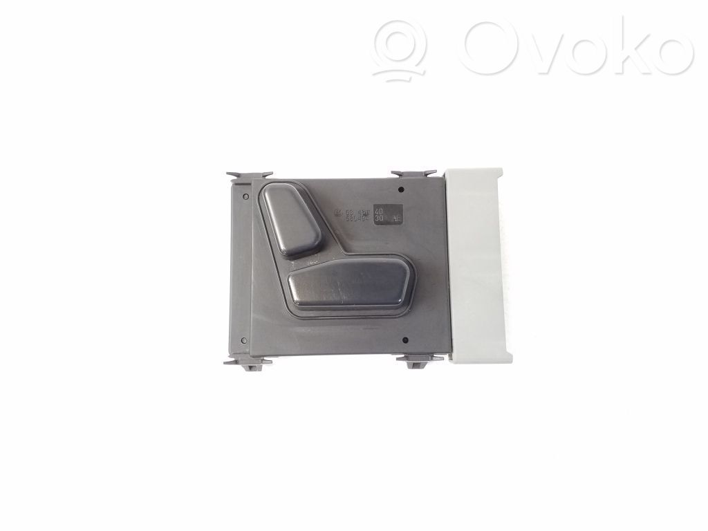 Jeep Grand Cherokee Seat control switch 