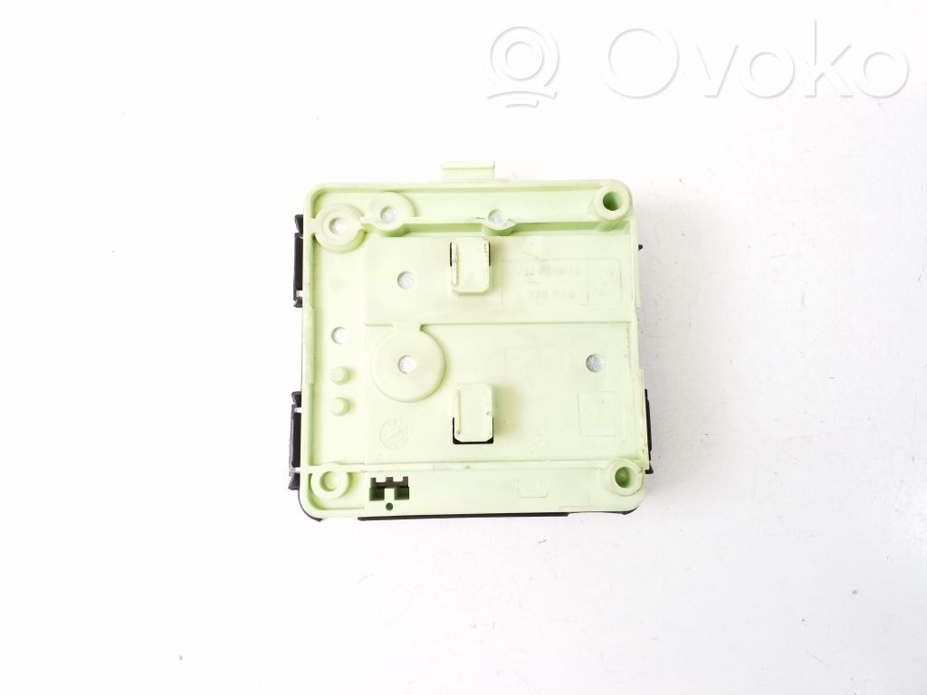 Fuse module   6928945,8387547
