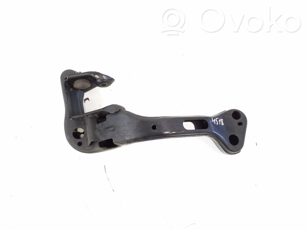 BMW X3 E83 Gearbox mounting bracket 
