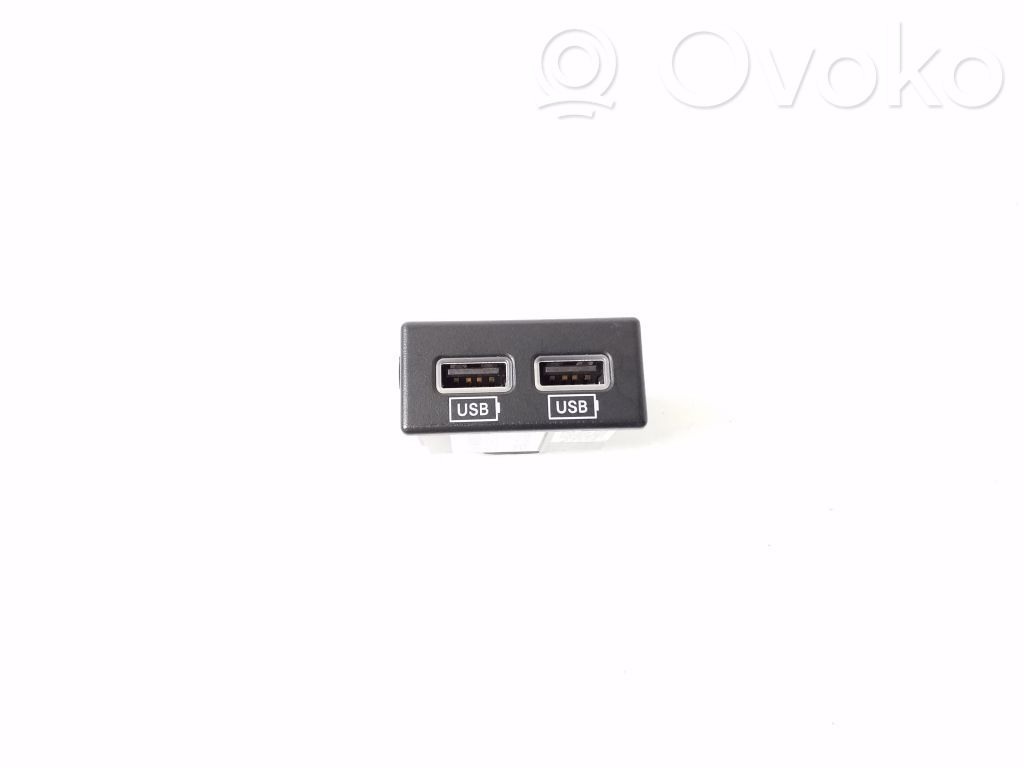 Jeep Grand Cherokee Enchufe conector USB 