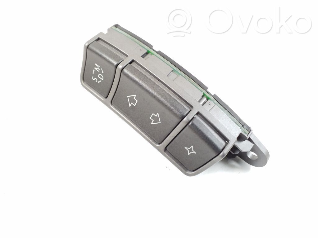 Stūres pogas / slēdži   6911586