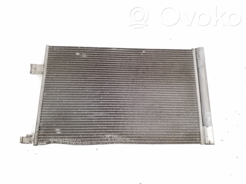Jaguar XE Radiateur condenseur de climatisation 