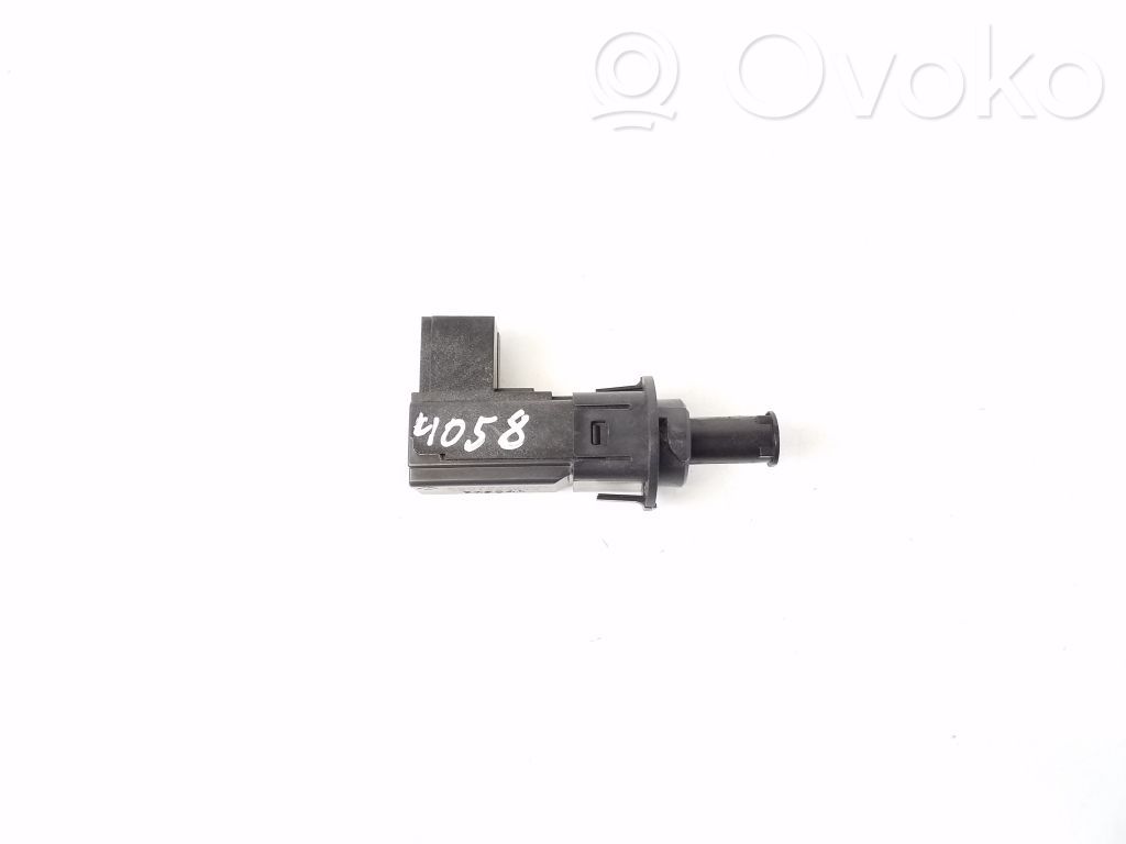 Jeep Grand Cherokee Brake pedal sensor switch 