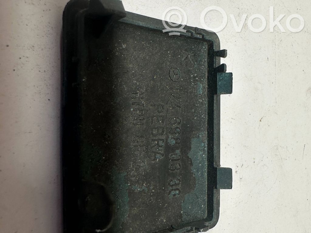 Mercedes-Benz E W124 Jacking socket point 