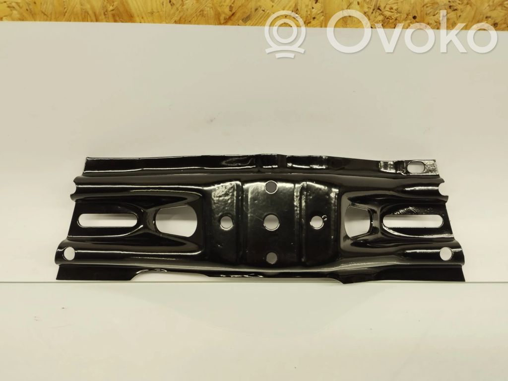Mercedes-Benz COMPAKT W115 Gearbox mounting bracket 