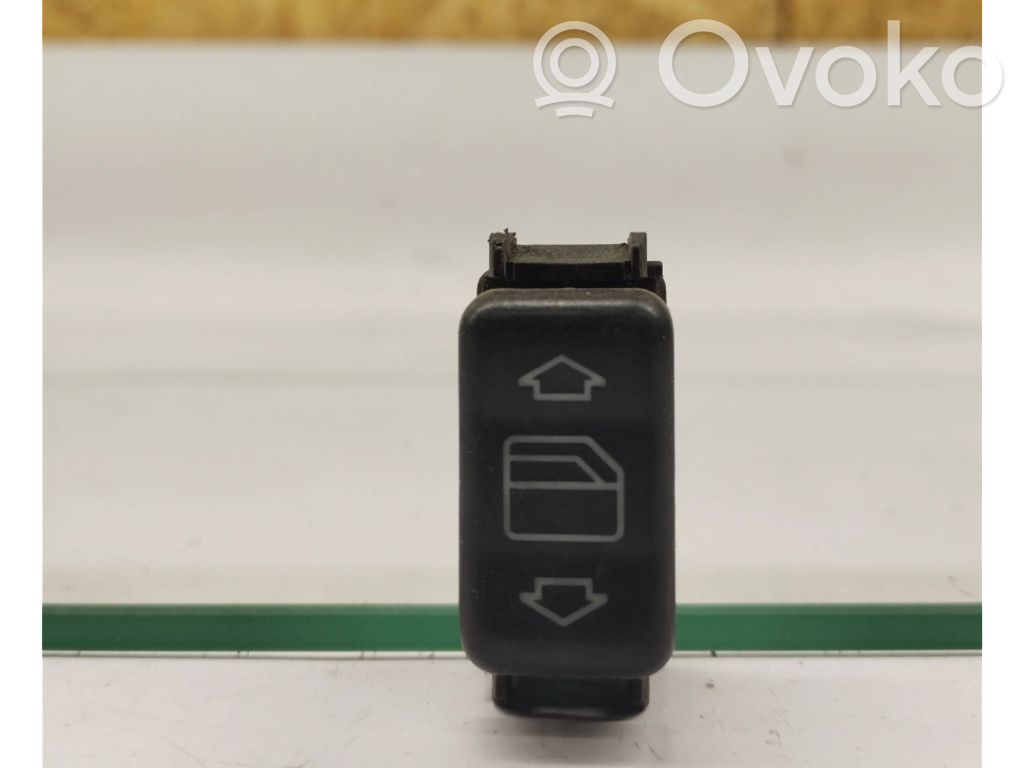 Mercedes-Benz E W124 Electric window control switch 
