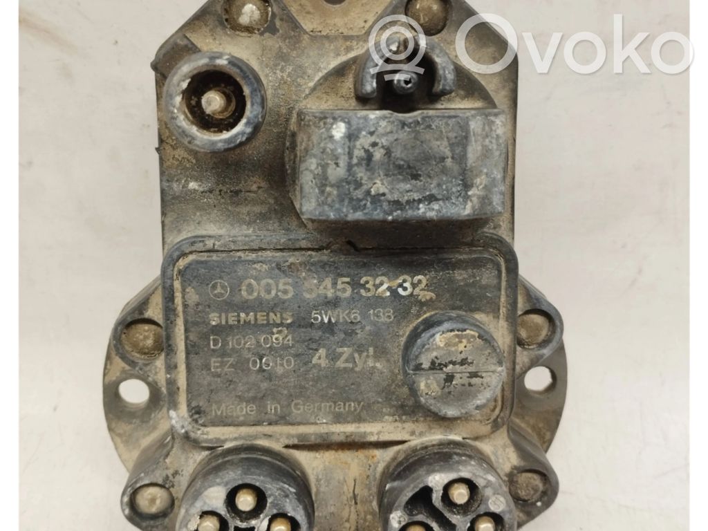 Mercedes-Benz 190 W201 Ignition amplifier control unit 