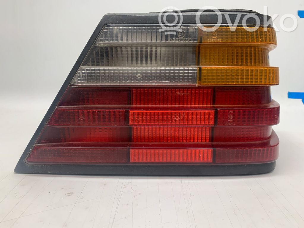 Mercedes-Benz E W124 Lampa tylna 