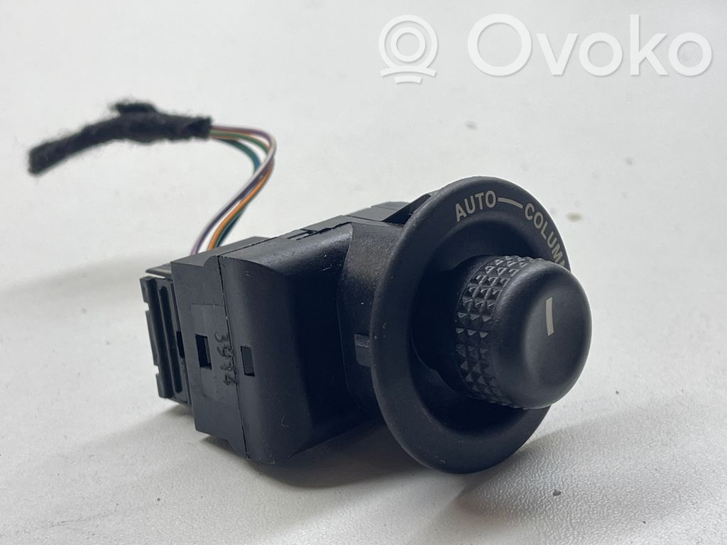 Jaguar XF X250 Steering wheel adjustment switch 