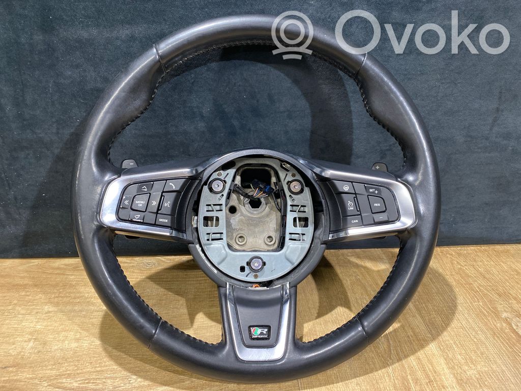 Jaguar F-Pace Stūre 