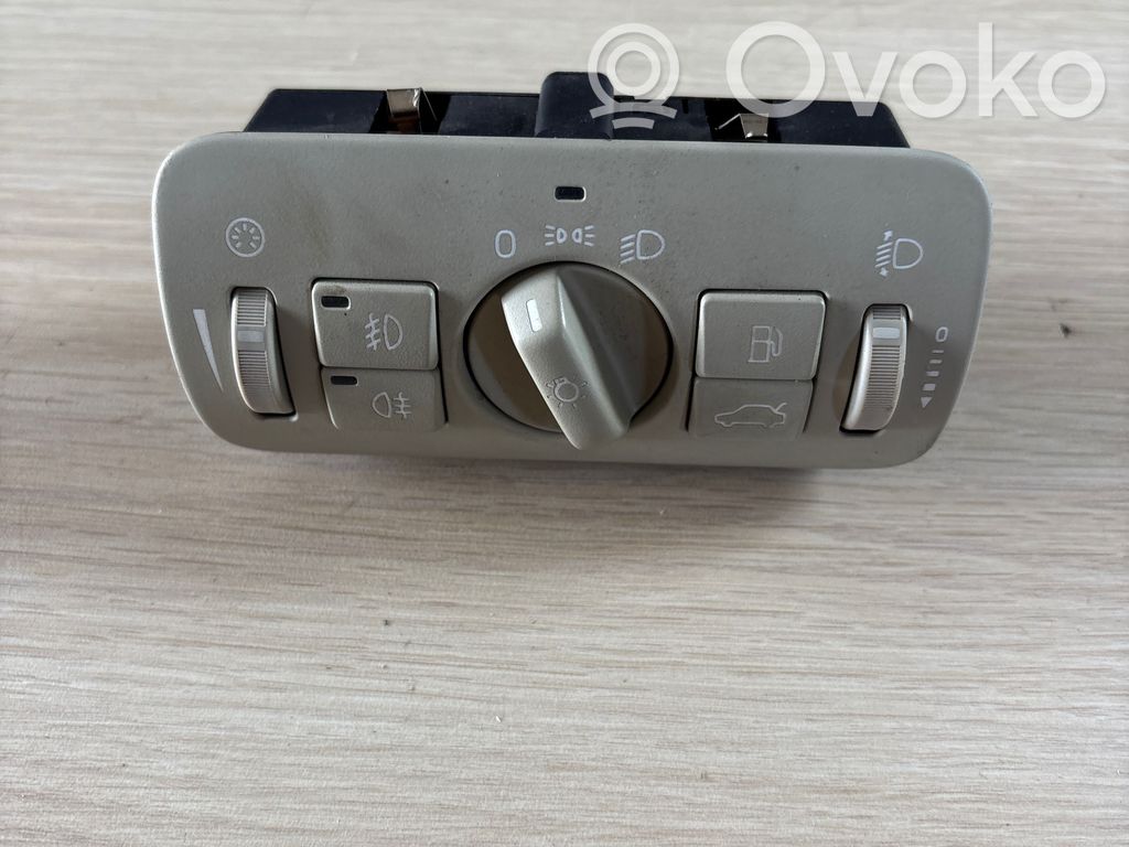 Volvo XC60 Light switch 