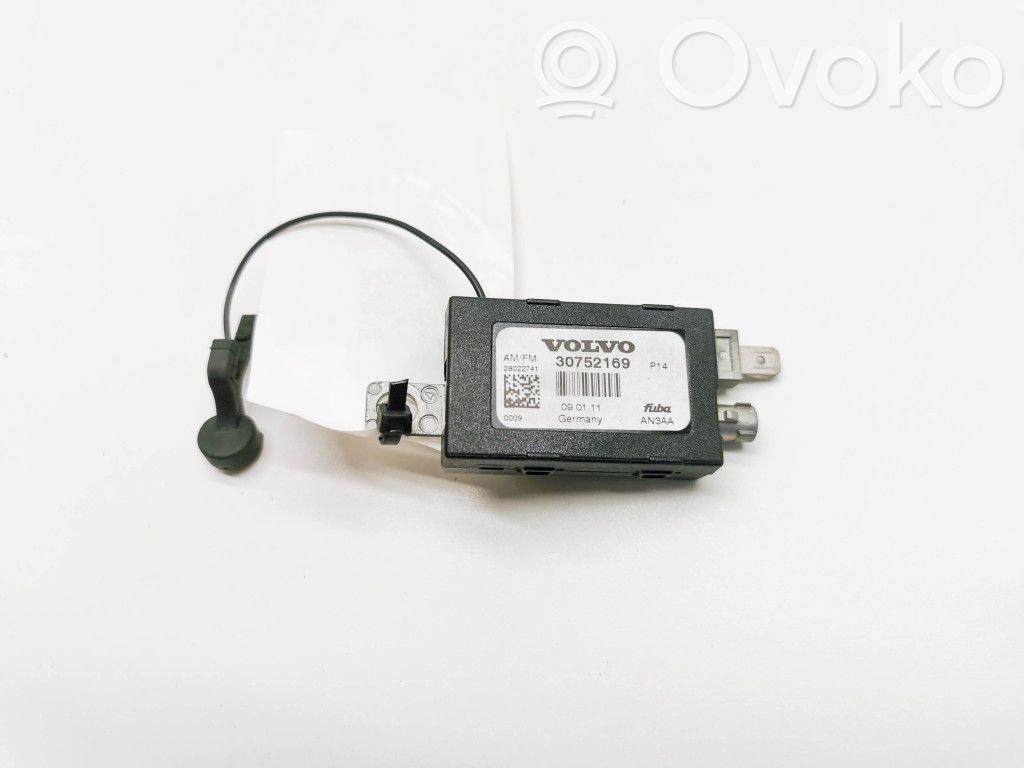 Volvo C30 Antenos stiprintuvas 
