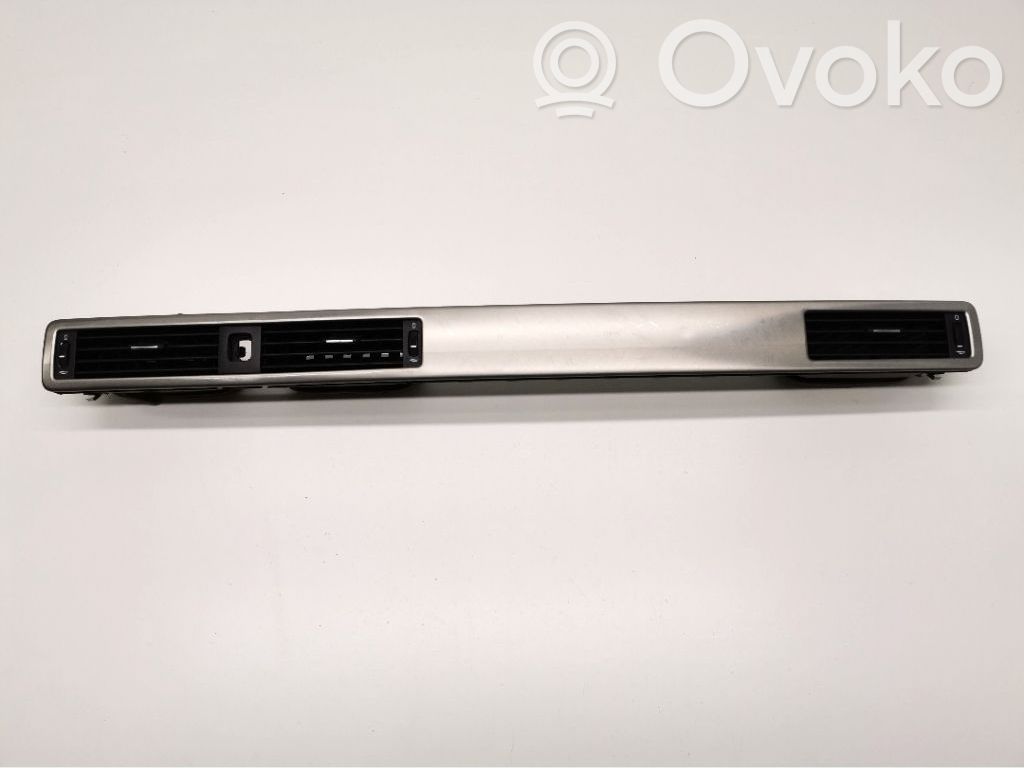 Volvo V70 Paneelin lista 