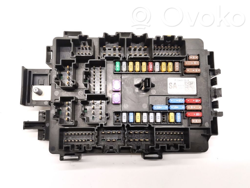 Tesla Model S Fuse module 