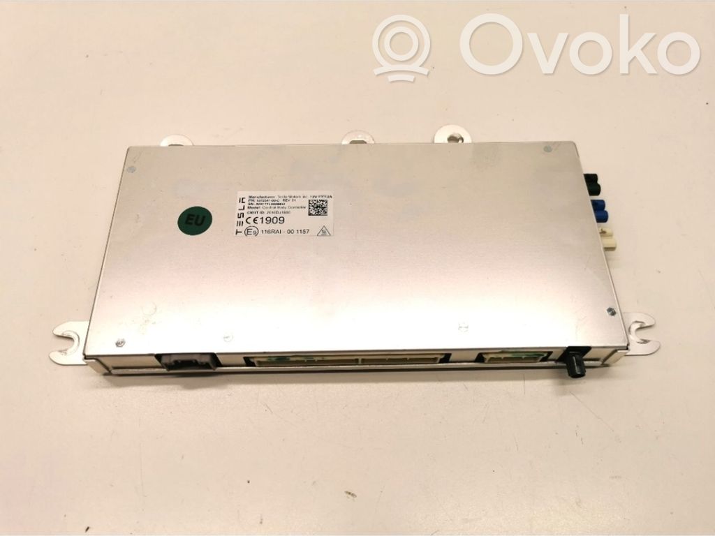 Tesla Model X Comfort/convenience module 