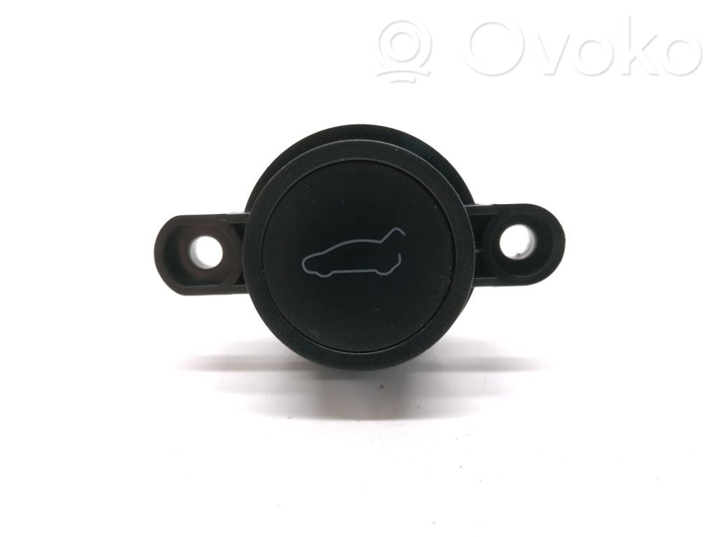 Tesla Model Y Tailgate opening switch 