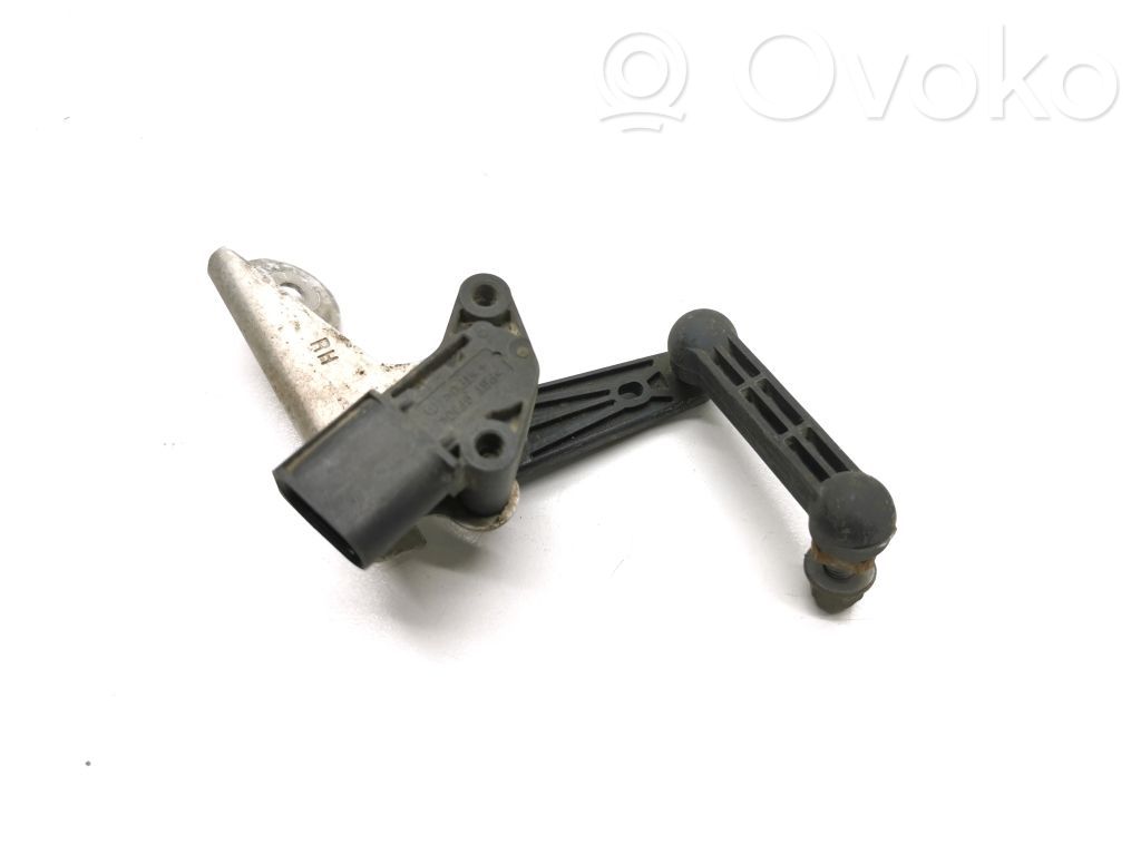 Air suspension front height level sensor   102794600A