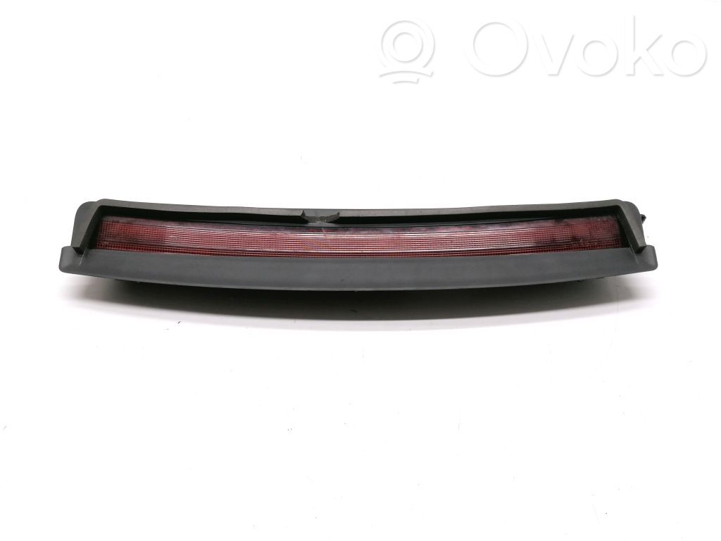 Tesla Model 3 Third/center stoplight 