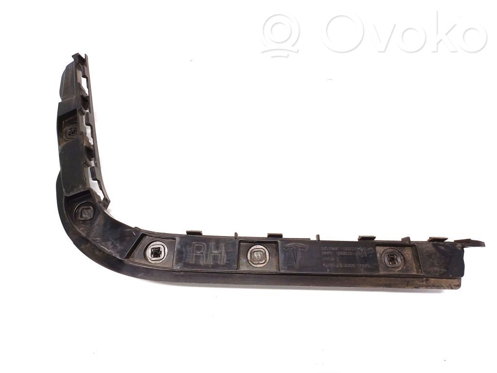 Tesla Model 3 Rear bumper mounting bracket 