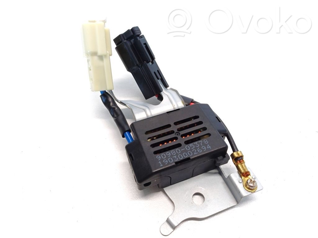 Lexus RX 450H Aerial antenna amplifier 