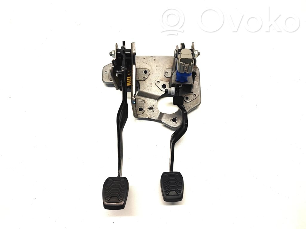 Ford Tourneo Pedal assembly 
