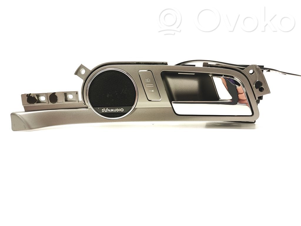 Volkswagen Phaeton Front door interior handle 